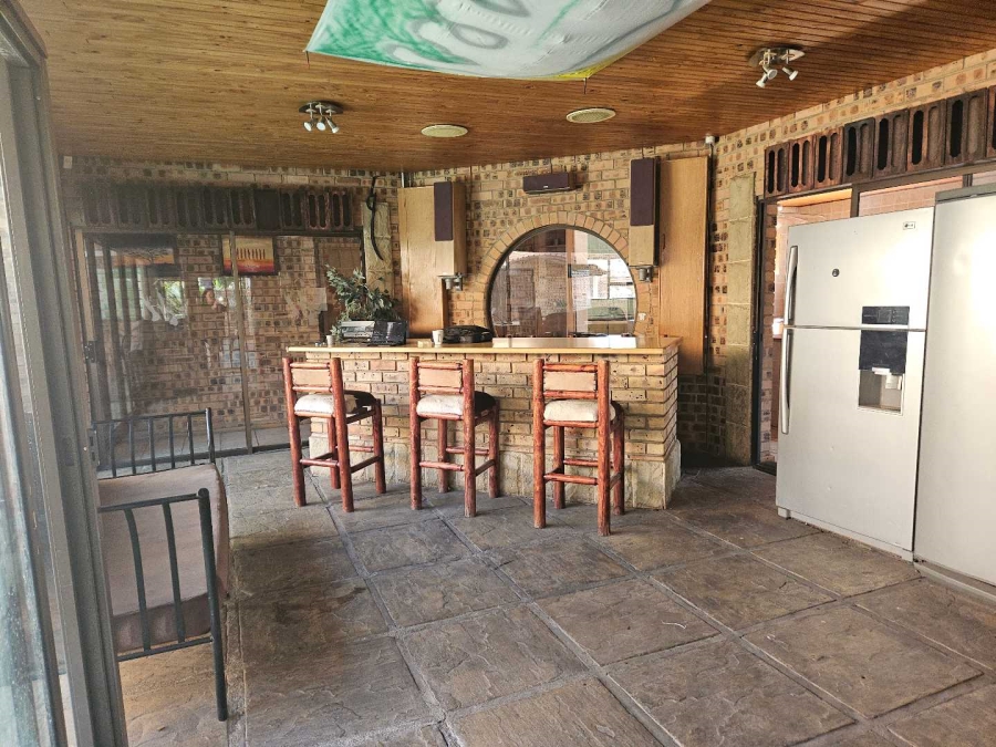 15 Bedroom Property for Sale in Royldene Northern Cape